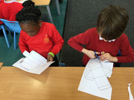 Year 2 - 3D Shapes - Daubeney Primary School