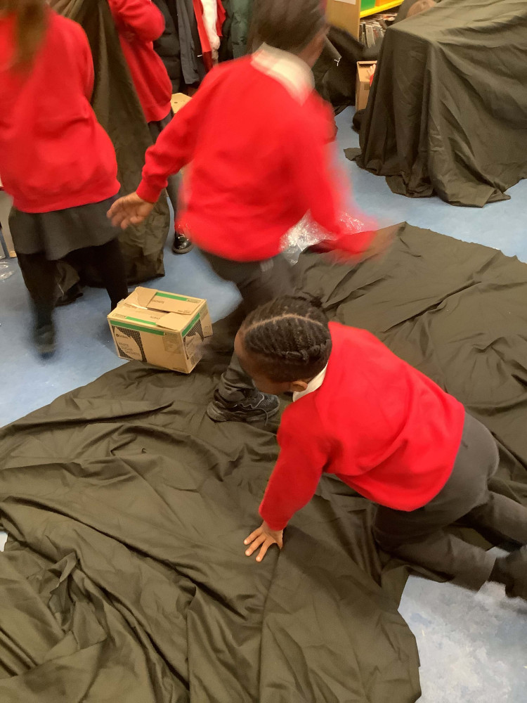 Year 3 - Built a Stone Age Village - Daubeney Primary School